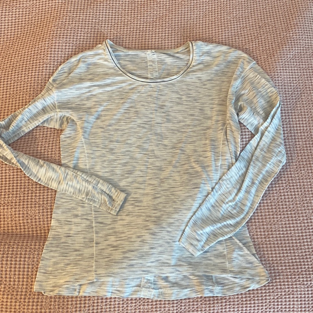 Lululemon long sleeve top shirt like new